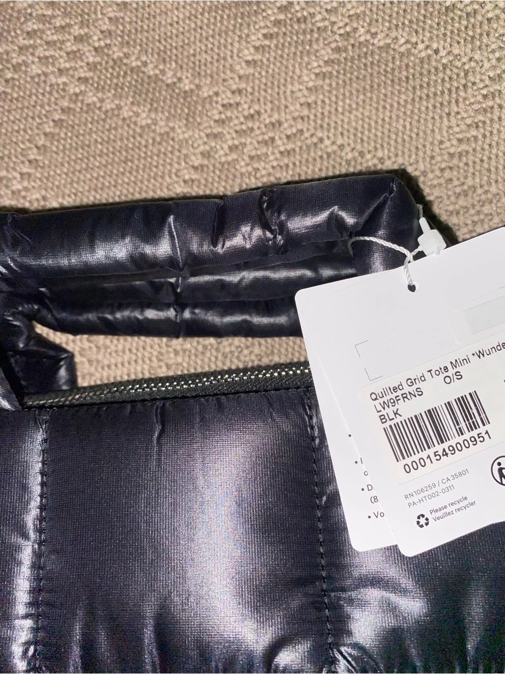 Lululemon mini tote